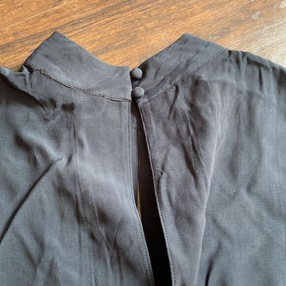 NWT ModCloth Perfectly Particular Black Sleeveless Blouse - Size Medium - Picture 12 of 12